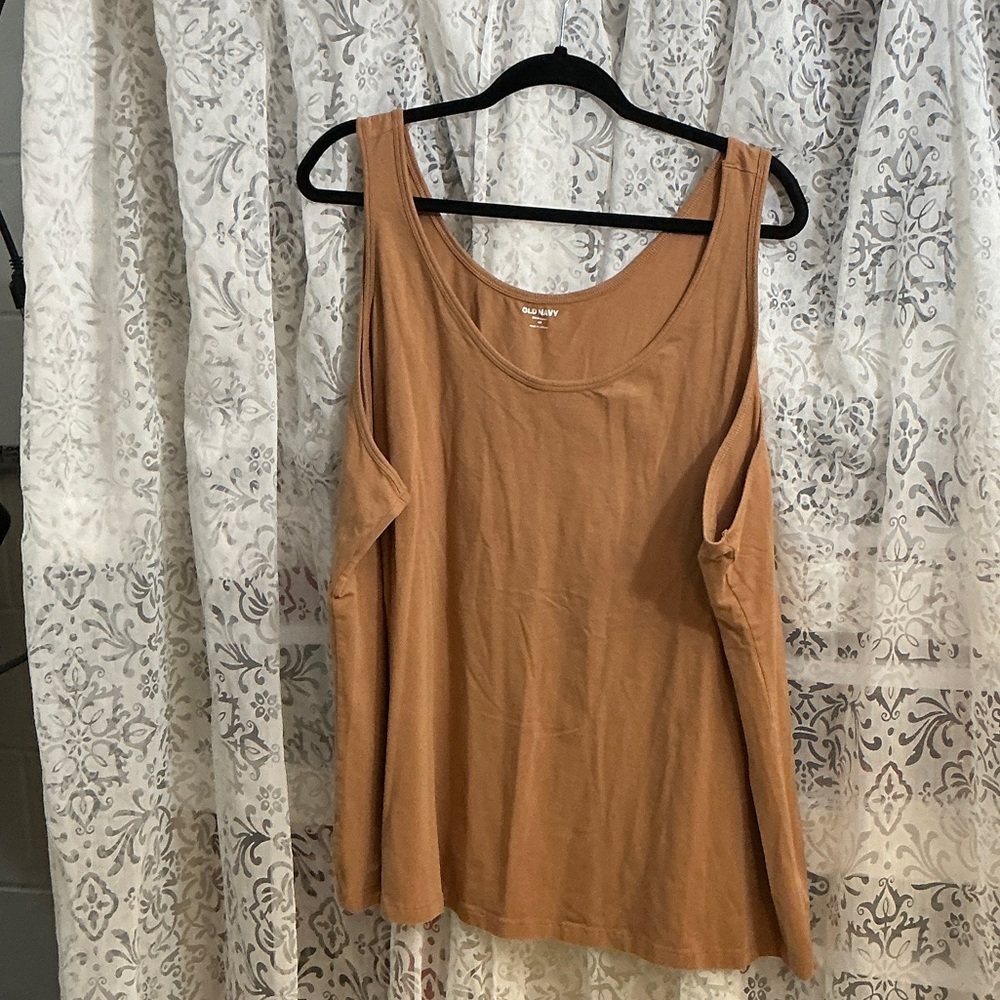 🩷 Old Navy First Layer Light Brown Tank Top